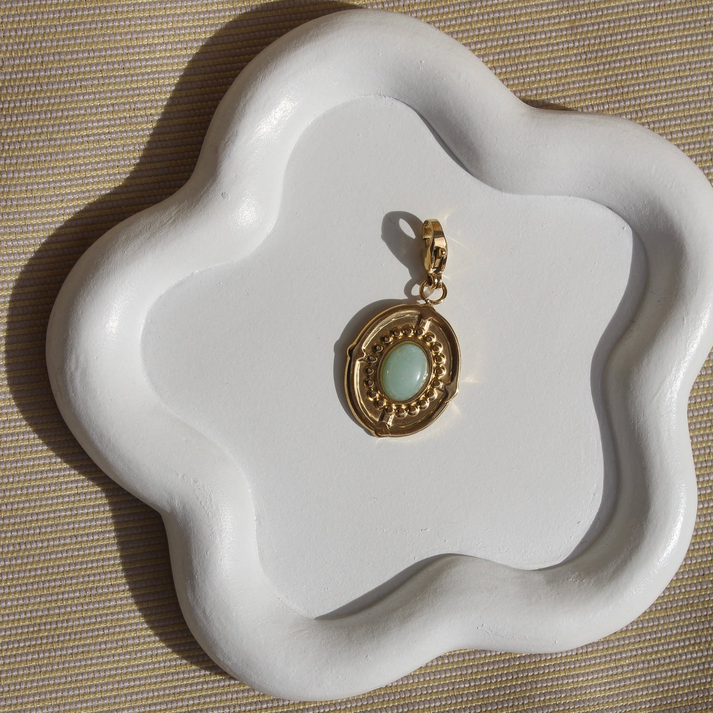 Charm Piedra