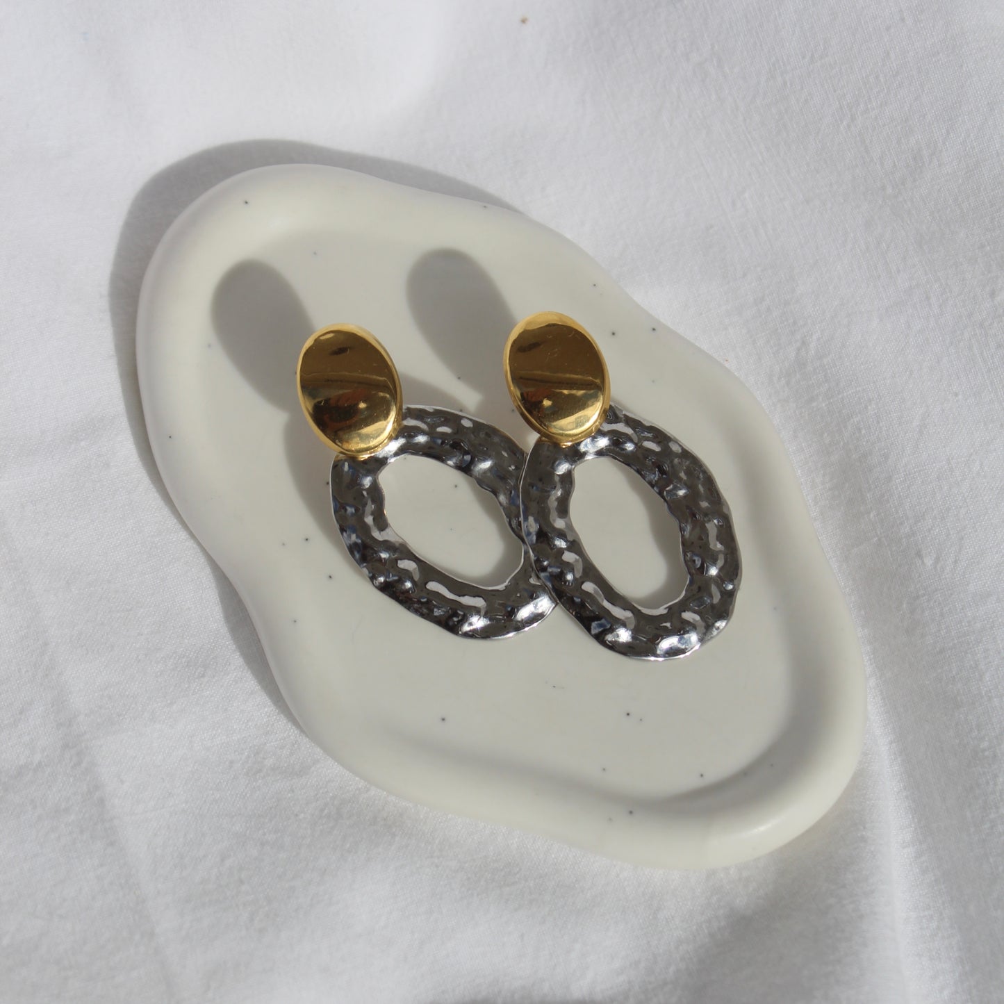 Pendientes Tola