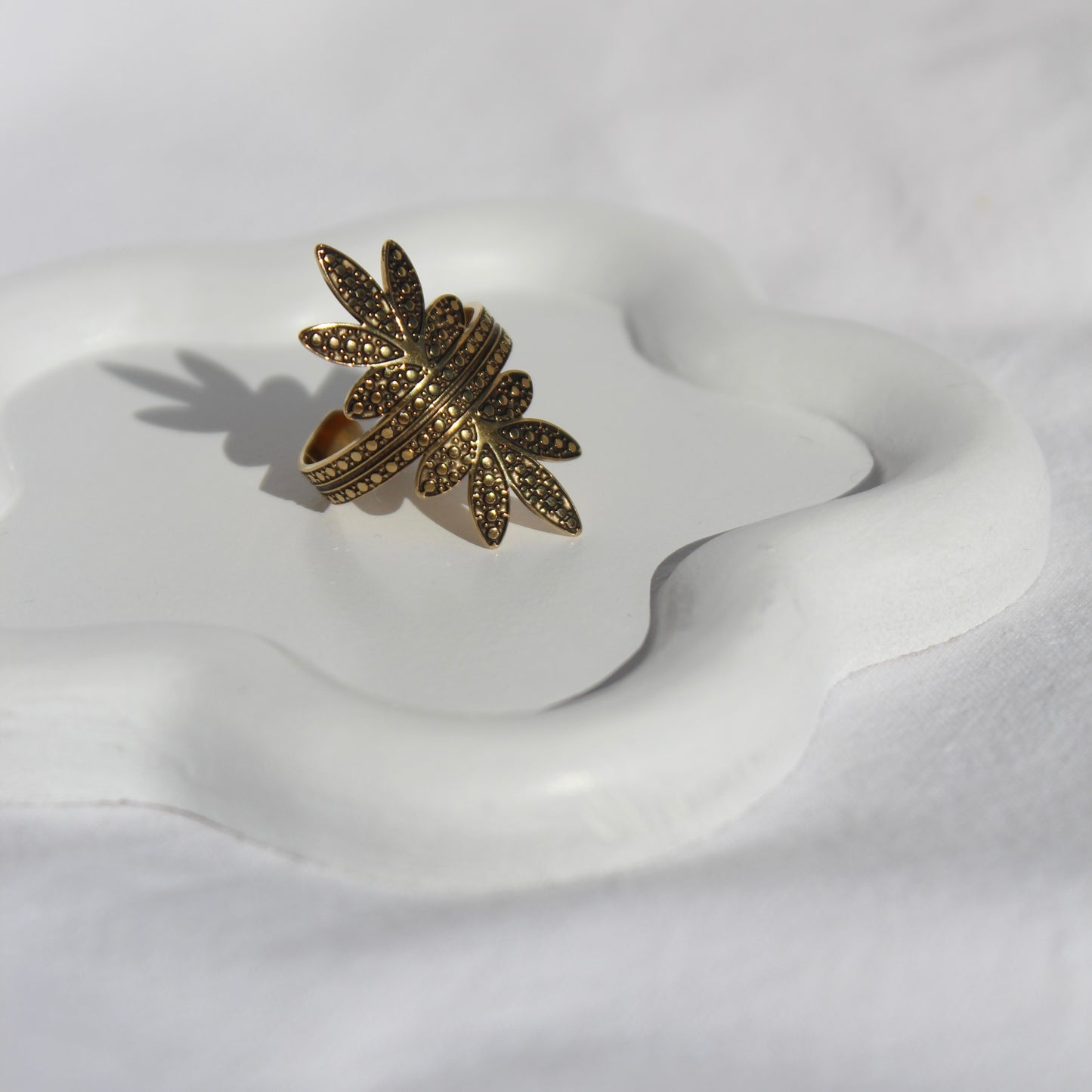 Anillo MariJuana