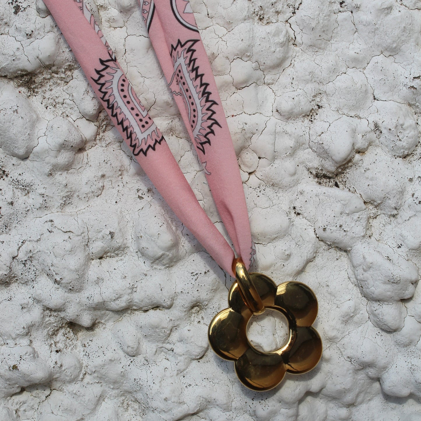 Collar Neila Rosa