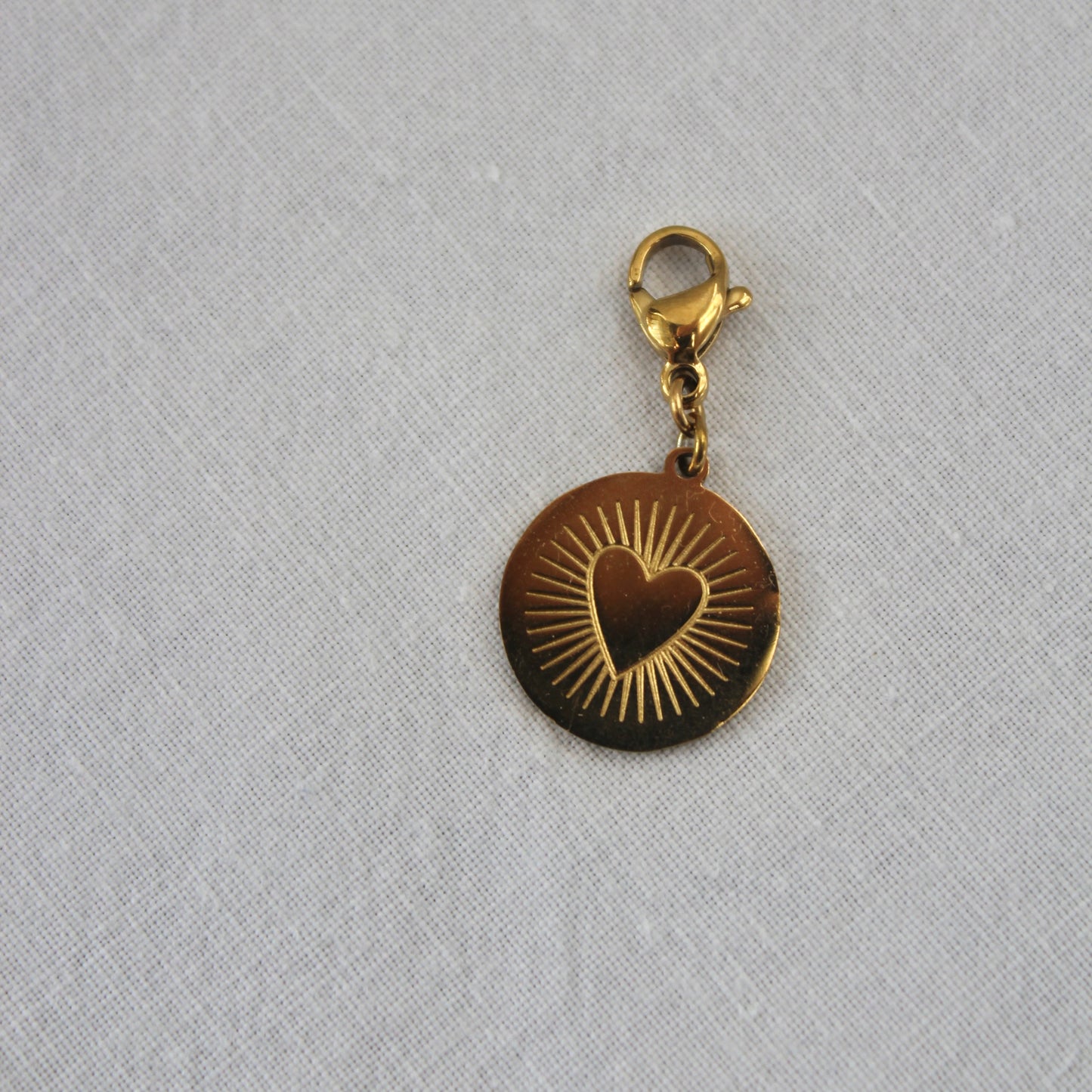 Charm Cora