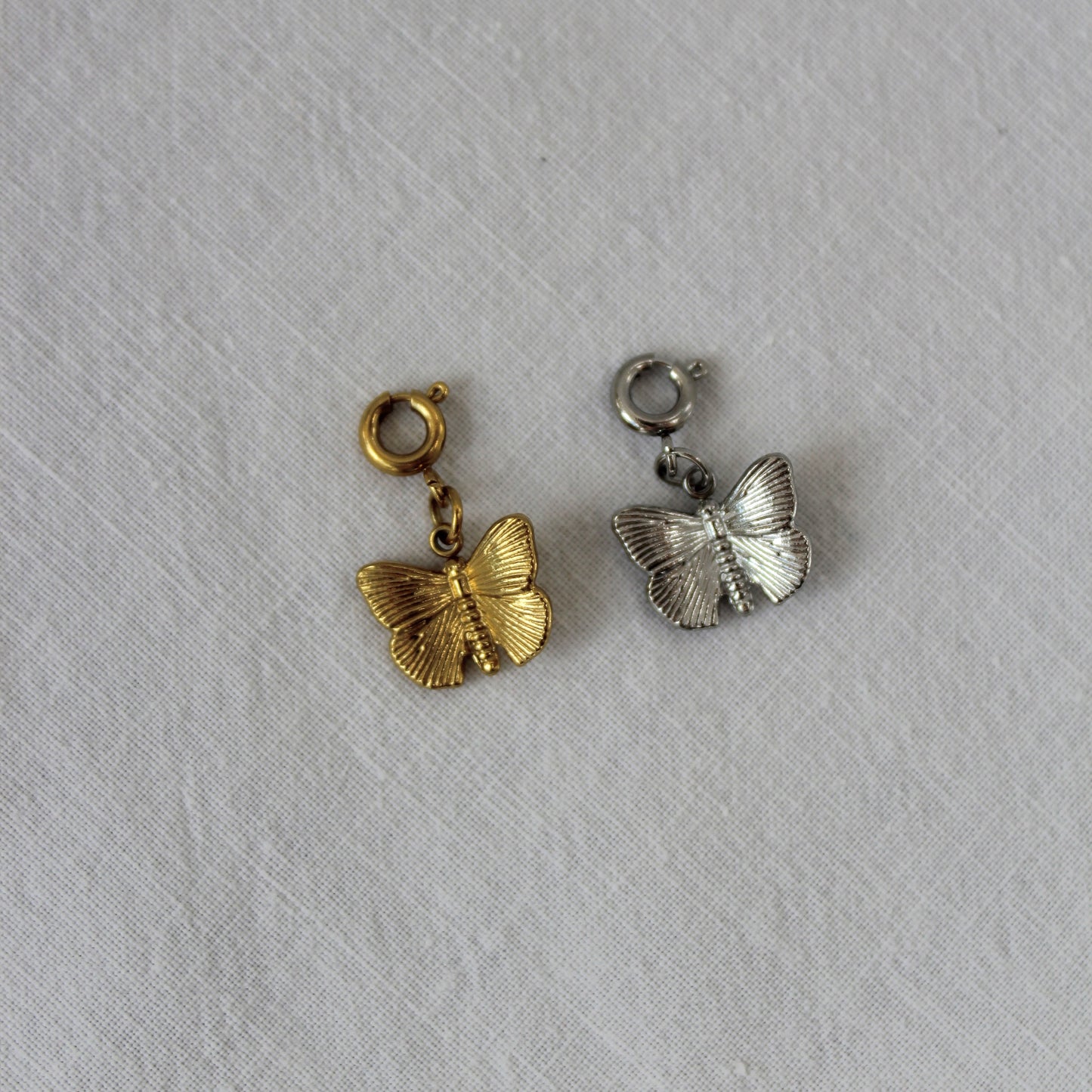 Charm Mariposa