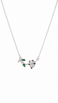 Collar Panda