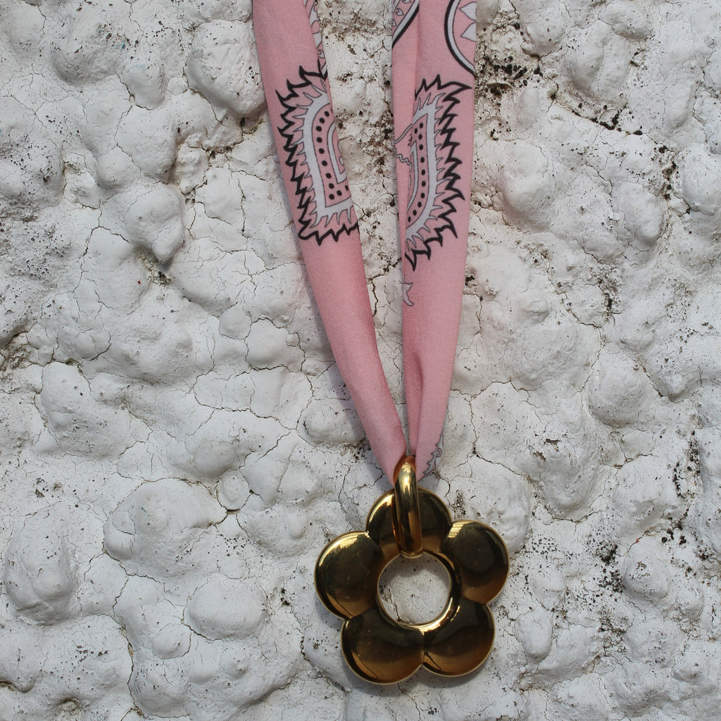 Collar Neila Rosa