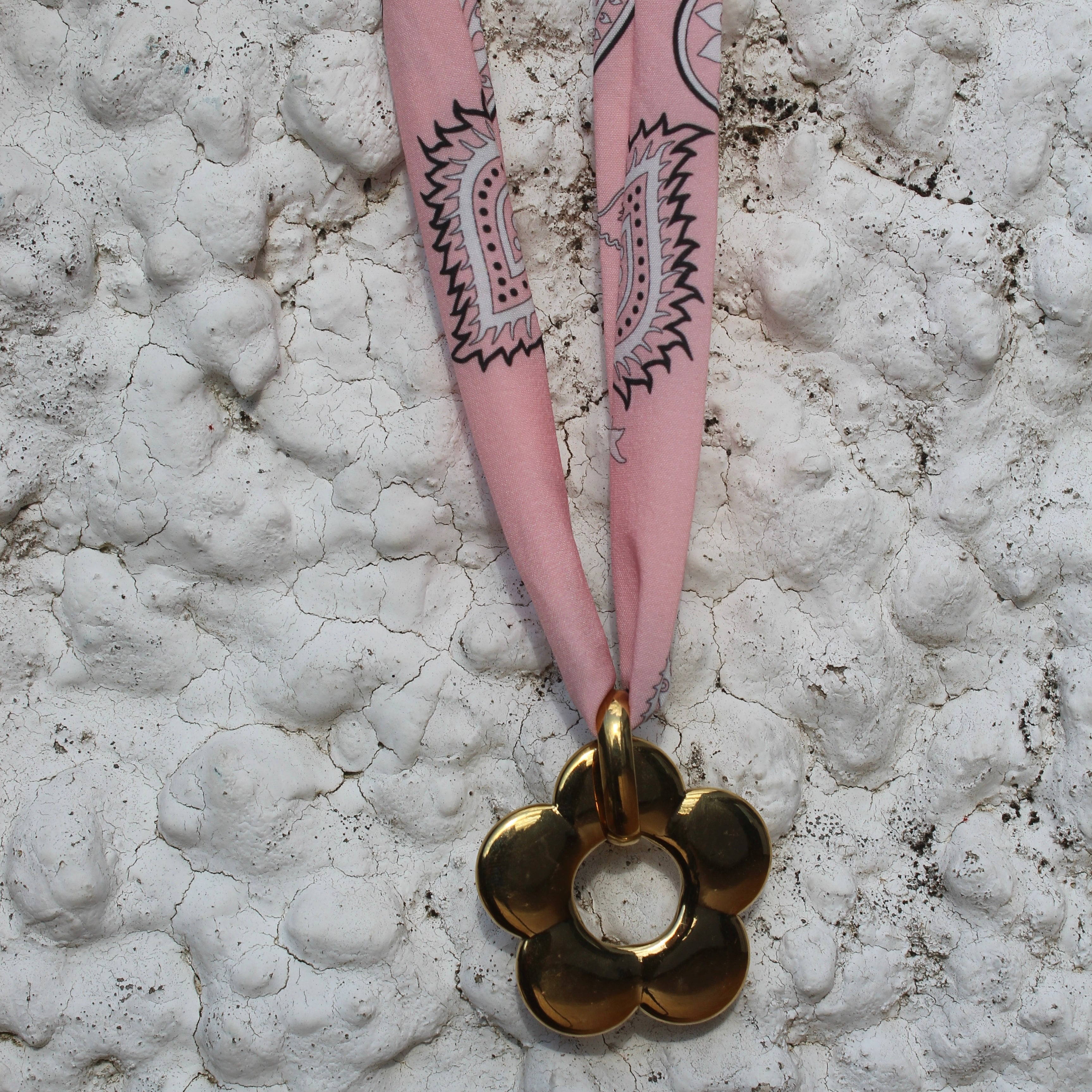 Collar Neila Rosa